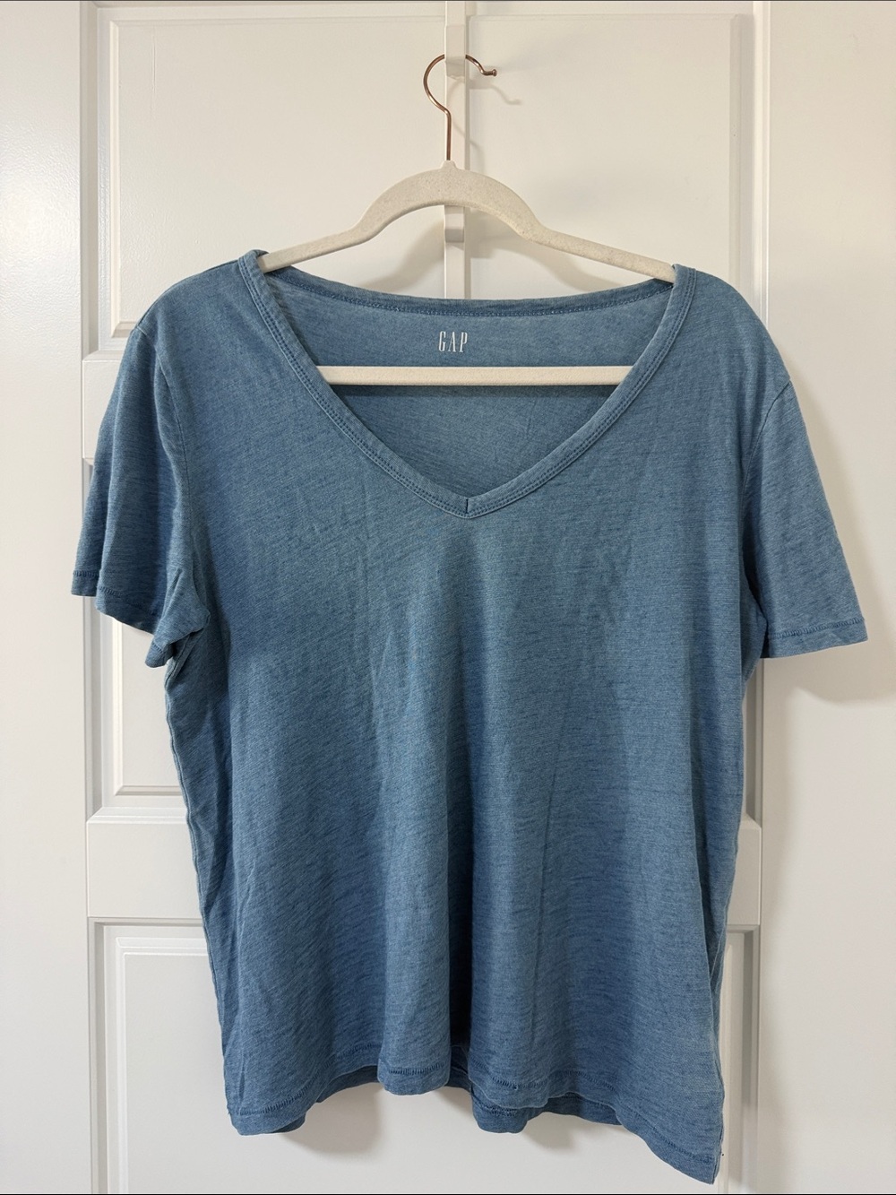 Gap Modern V-Neck T-Shirt Women's Cotton Blue Tee Medium